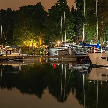 Labedzi Ostrow Osrodek Wypoczynkowy 度假村