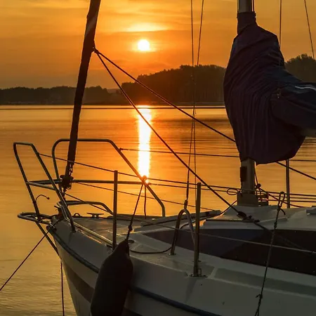 Labedzi Ostrow Osrodek Wypoczynkowy 度假村 Piekna Gora