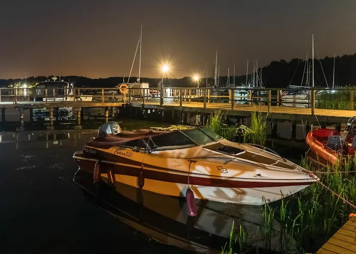 Resort Labedzi Ostrow Osrodek Wypoczynkowy *