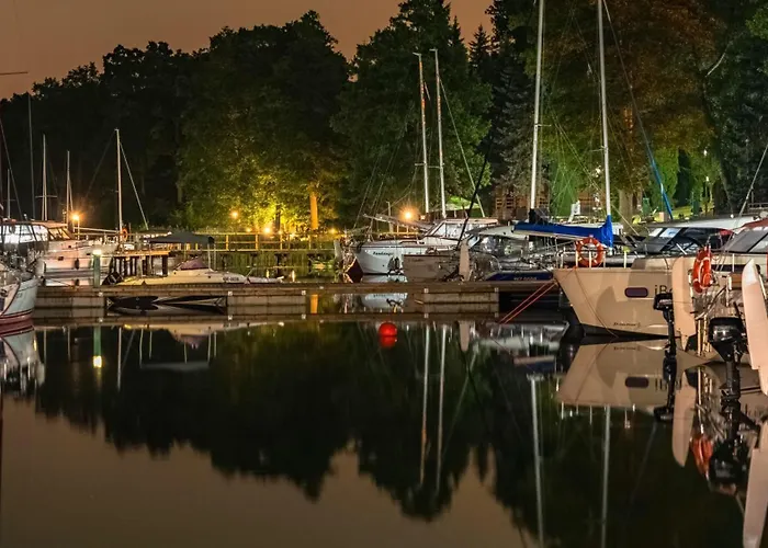 Labedzi Ostrow Osrodek Wypoczynkowy Resort